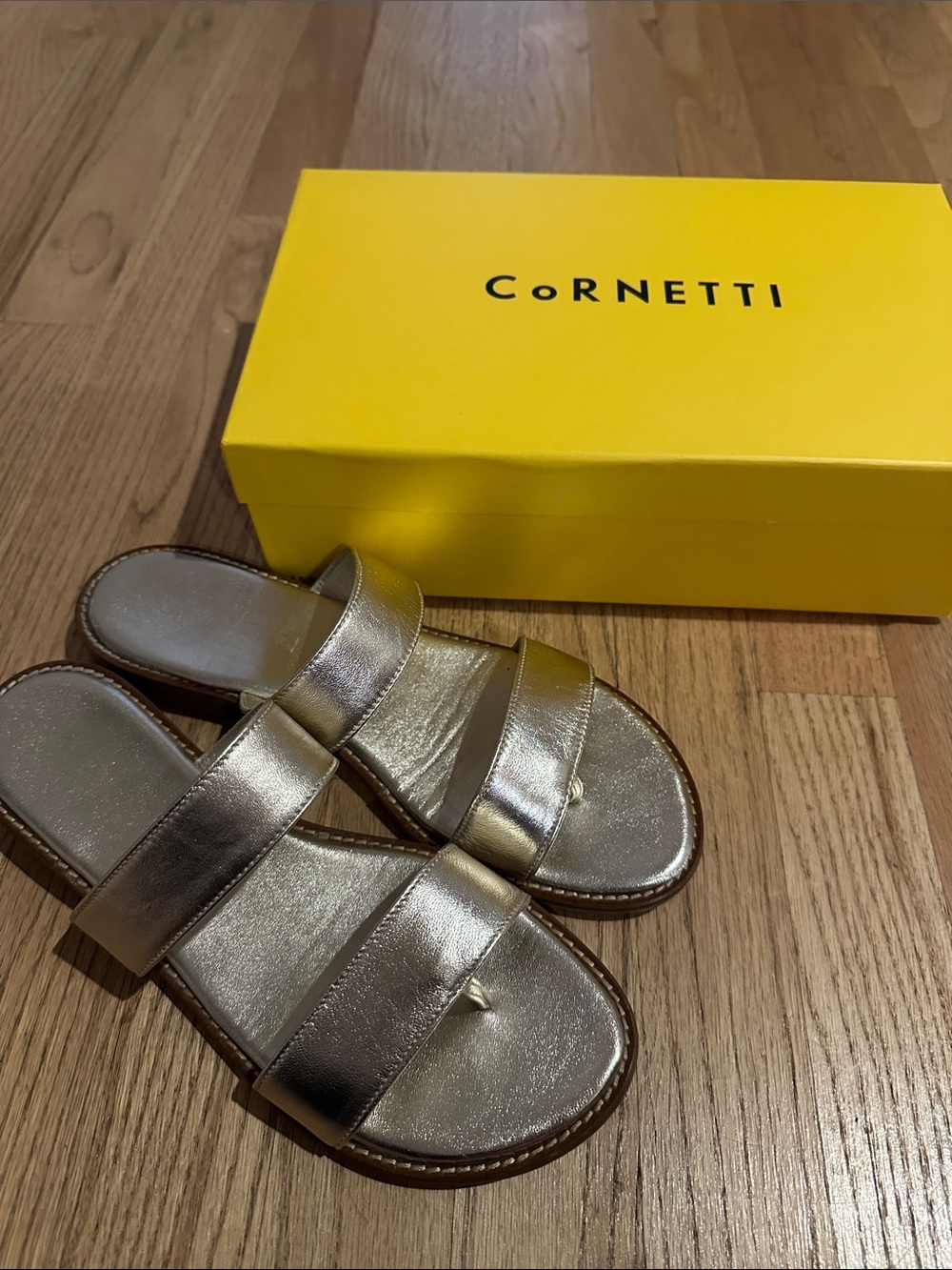 Cornetti Ostuni Gold sandal
